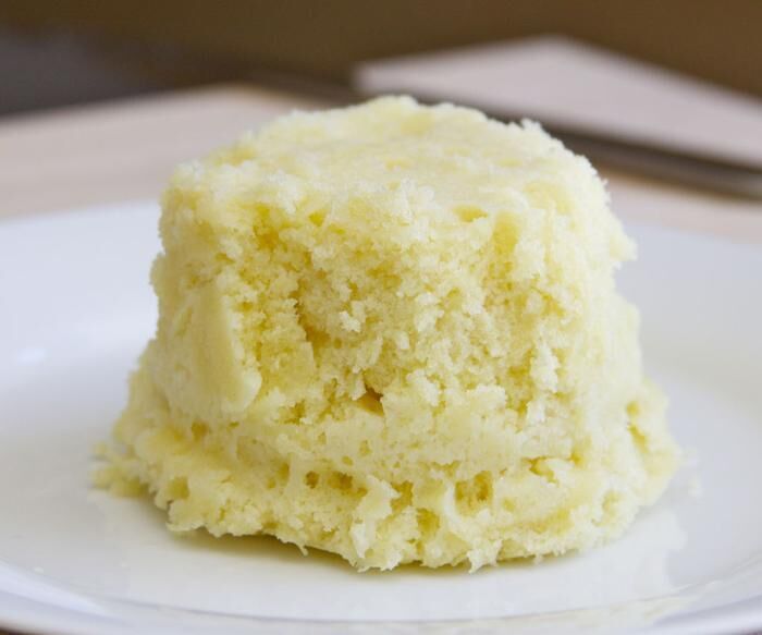 cách nướng bánh bông lan siêu tốc bằng lò vi sóng mà vẫn siêu ngon