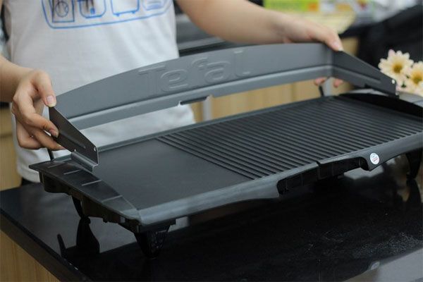 hướng dẫn vệ sinh bếp nướng điện