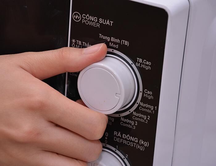 cách nấu hay hâm nóng thực phẩm bằng lò vi sóng