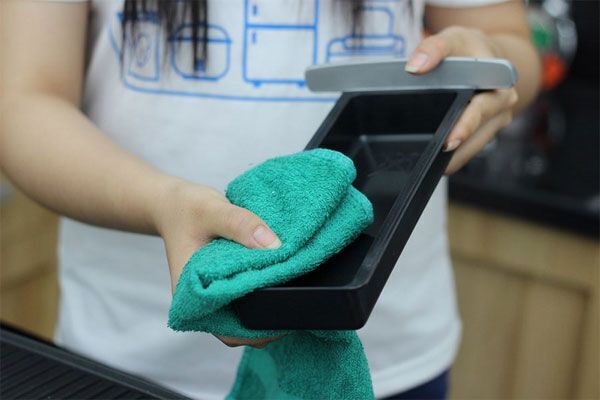 hướng dẫn vệ sinh bếp nướng điện