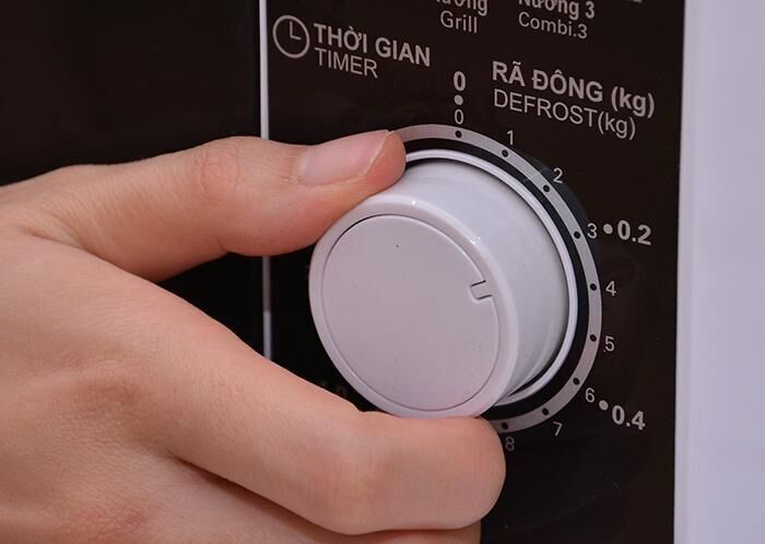 cách nấu hay hâm nóng thực phẩm bằng lò vi sóng