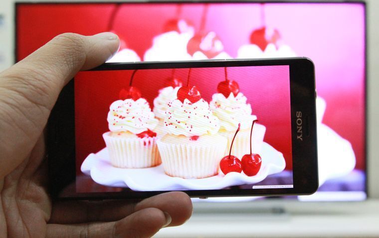 cách phản chiếu hình ảnh từ điện thoại lên smart tivi toshiba