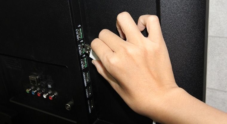 cách kết nối hub usb với smart tivi lg hệ điều hành webos