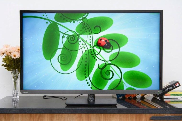 tivi nào cần usb wifi thì mới kết nối được mạng?