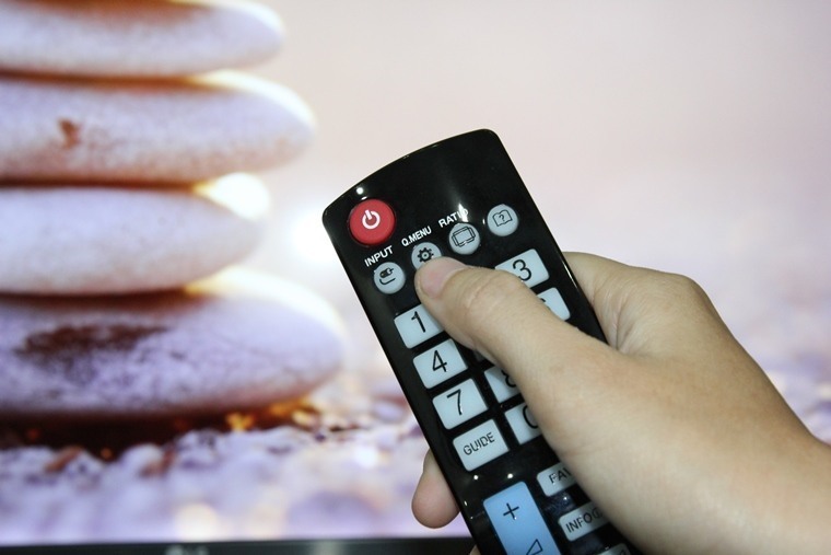 cách kiểm tra thông tin tivi trên smart tivi lg hệ điều hành webos