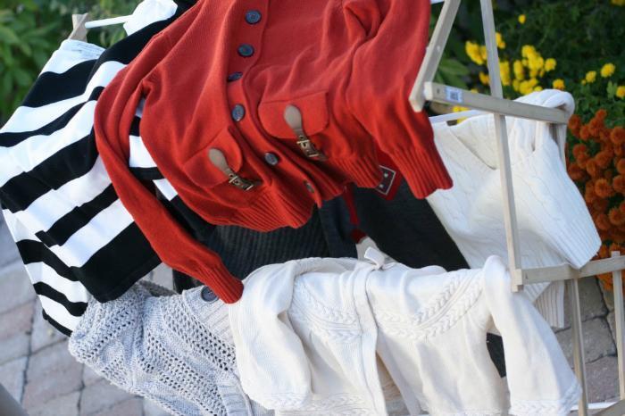 mẹo giặt đồ len bền màu, giữ dáng (phần 2)