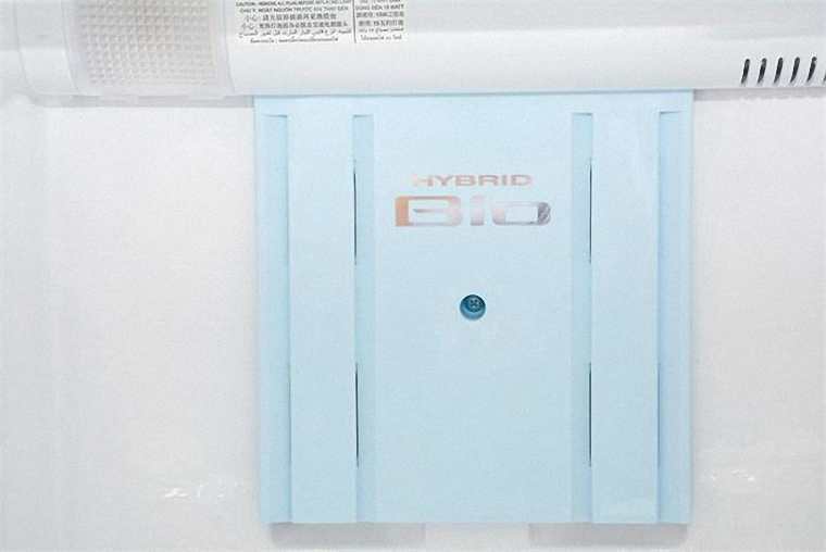 bên trong tủ lạnh toshiba inverter