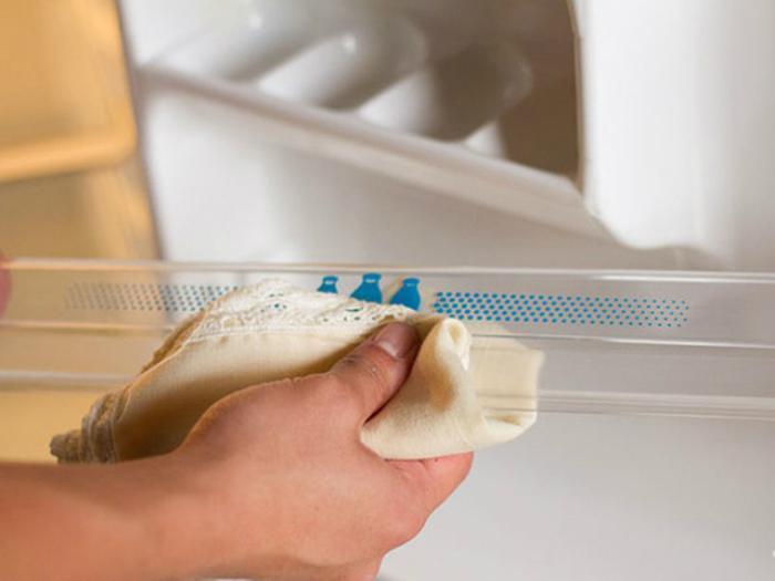 chỉ 20 phút làm sạch tủ lạnh hoàn hảo