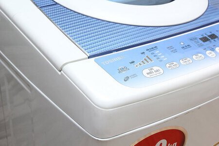 Máy giặt Toshiba inverter 9kg AW-DC1005CV