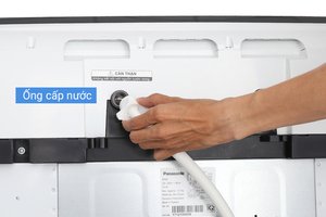 Máy giặt Panasonic 13.5 kg NA-F135A5WRV