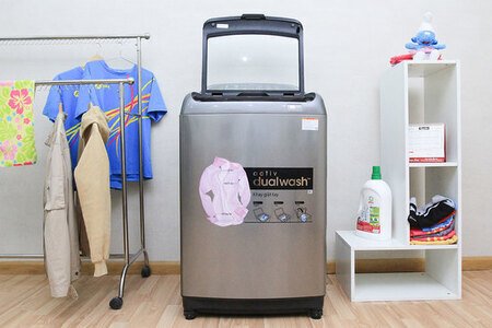 Máy giặt Samsung Inverter 14 Kg WA14J6750SP/SV