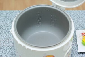 nồi cơm điện sharp 1.8 lít KS-18TJV GR