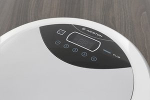 Máy nước nóng Ariston RT45E-VN - 4.5 kW