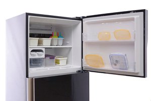 Tủ lạnh Hitachi inverter 365 lít R-VG440PGV3 GBW