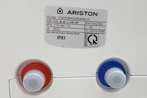 Máy nước nóng Ariston SL 20 MT 20 lít