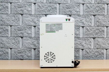 Cây nước nóng lạnh Kangaroo KG33TN