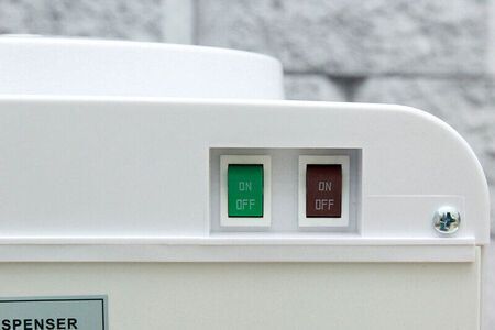 Cây nước nóng lạnh Kangaroo KG33TN