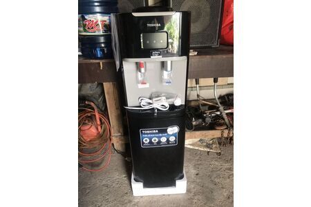 Cây Nước Nóng Lạnh Toshiba RWF-W1664TV(K1)