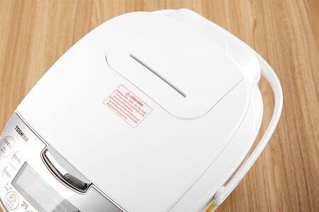 Nồi Cơm Điện Tử Toshiba 1 lít RC-10DH2PV(W)