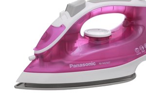 Bàn ủi hơi nước Panasonic NI-M250TPRA