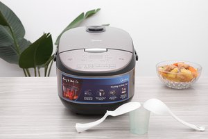 Nồi cơm điện tử Midea 1.8 lít MB-FS5020