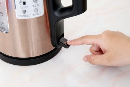 Bình đun siêu tốc Midea MK-317DW