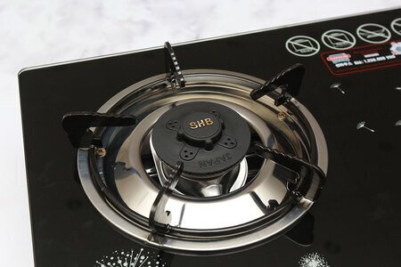 Bếp ga đôi Sunhouse SHB3365