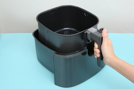 Nồi chiên không dầu Electrolux E6AF1-520K 5 lít