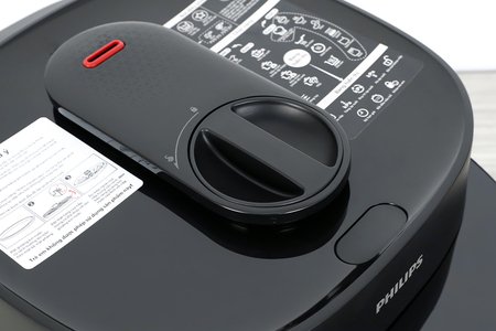 Nồi áp suất điện Philips HD2151/66 5 lít