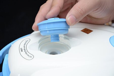 Nồi cơm nắp gài Happycook 0.6 lít HC-060