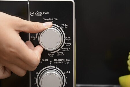 Lò vi sóng có nướng Sharp R-G222VN-S 20 lít