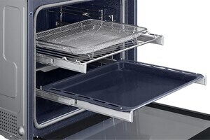 Lò nướng âm Samsung Bespoke NV7B6675CAA/SV 76 lít