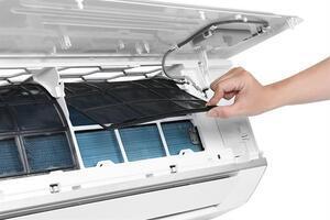 Máy lạnh Aqua Inverter 1 HP AQA-RUV10TA