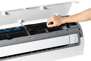 Máy lạnh Daikin Inverter 2.5 HP FTKF60ZVMV