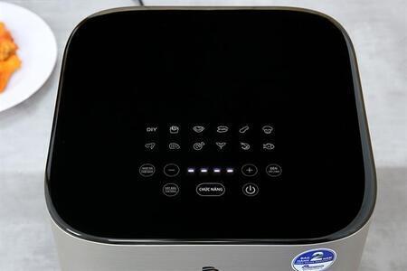 Nồi chiên không dầu BlueStone AFB-5867 6 lít