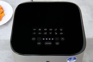 Nồi chiên không dầu BlueStone AFB-5867 6 lít