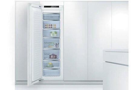 Tủ đông âm tủ Bosch GIN81ACE0 Serie 6 - 212 lít