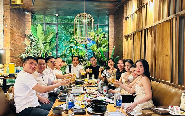 Lễ vinh doanh và trao thưởng nhân viên xuất sắc tháng 5 Saigon Grand Homes