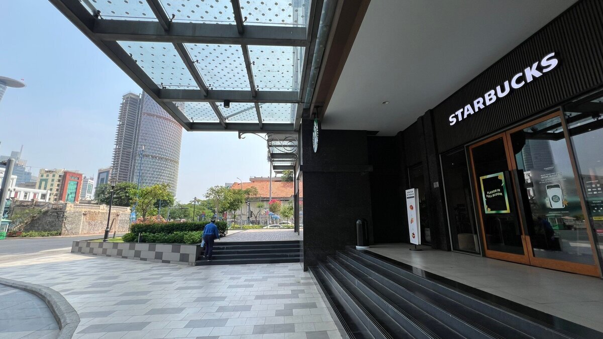 Bán Shophouse SH1-01.01, 189 m2, Sài gòn Royal. Giá 47.38 Tỷ, đang cho thuê 130tr/tháng