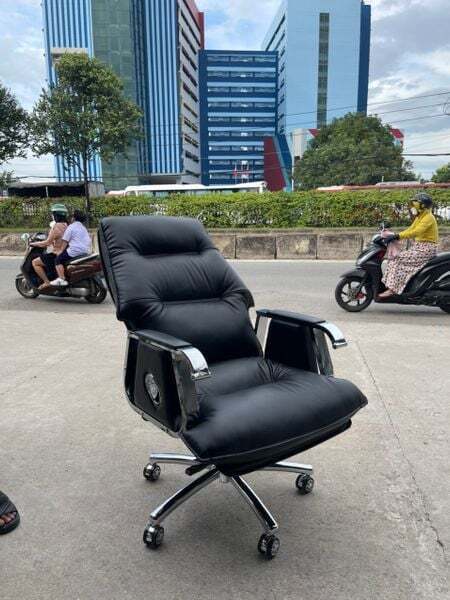 ghế giám đốc có kê chân gd002