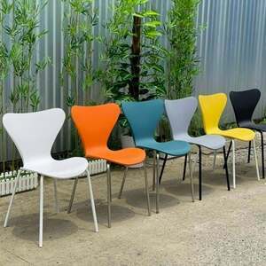 Ghế nhựa thiên nga chân sắt AG-33