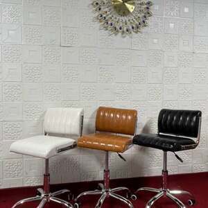 Ghế cafe đệm vuông chân trụ xoay A-69