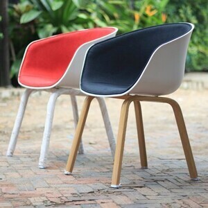 Ghế nhựa bọc vải chân sắt giả gỗ A-45