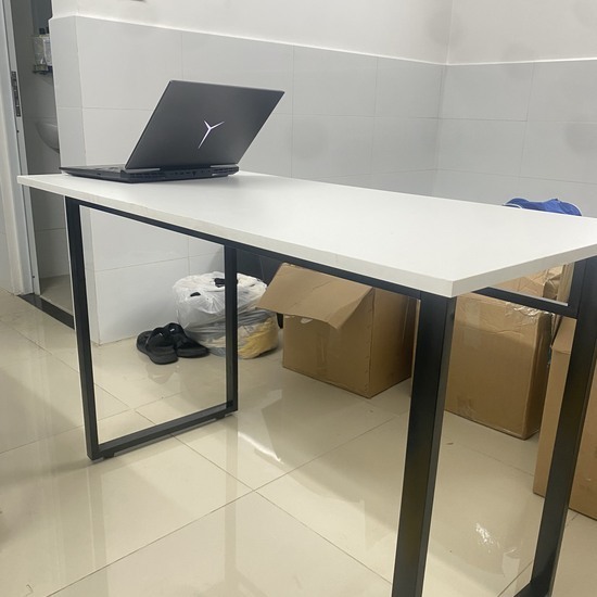 Bàn chân sắt chữ K đen AG-02