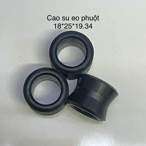 Cao su eo phuột