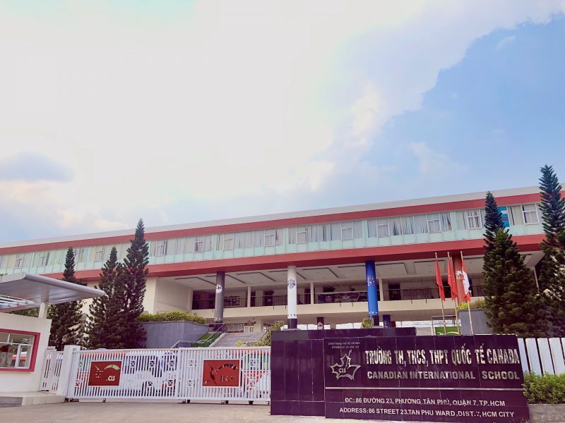 truong-canada-1-1-800x600