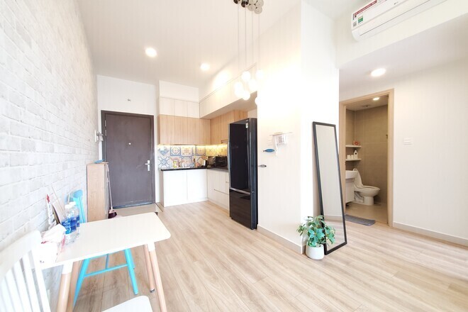 Cho thuê căn hộ 1pn +1 The Sun Avenue giá cực tốt 13,5 triệu 56m2