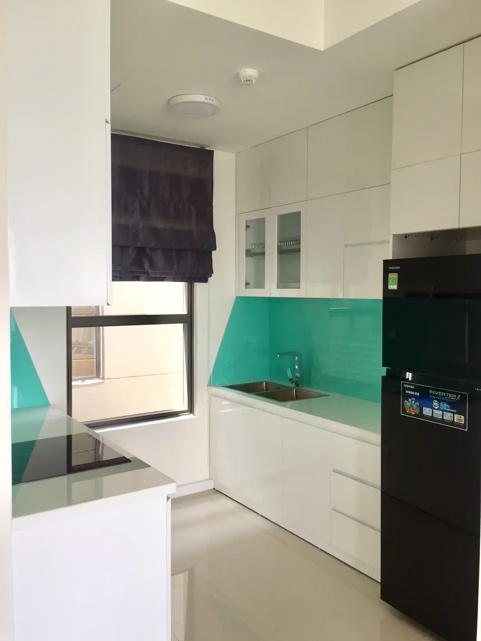 Bán 3pn The Sun Avenue giá 6 tỷ thiết kế full nội thất tầng cao