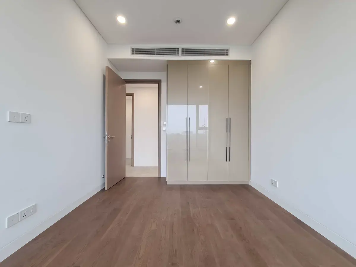 Cho thuê căn hộ 3PN 105m2 Nội Thất Cơ Bản The River Thủ Thiêm Quận 2