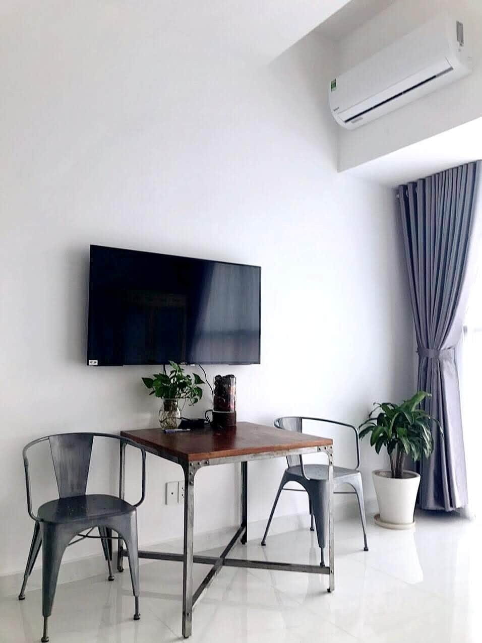 The Sun Avenue cho thuê studio full nội thất 41m2 tháp trung tâm